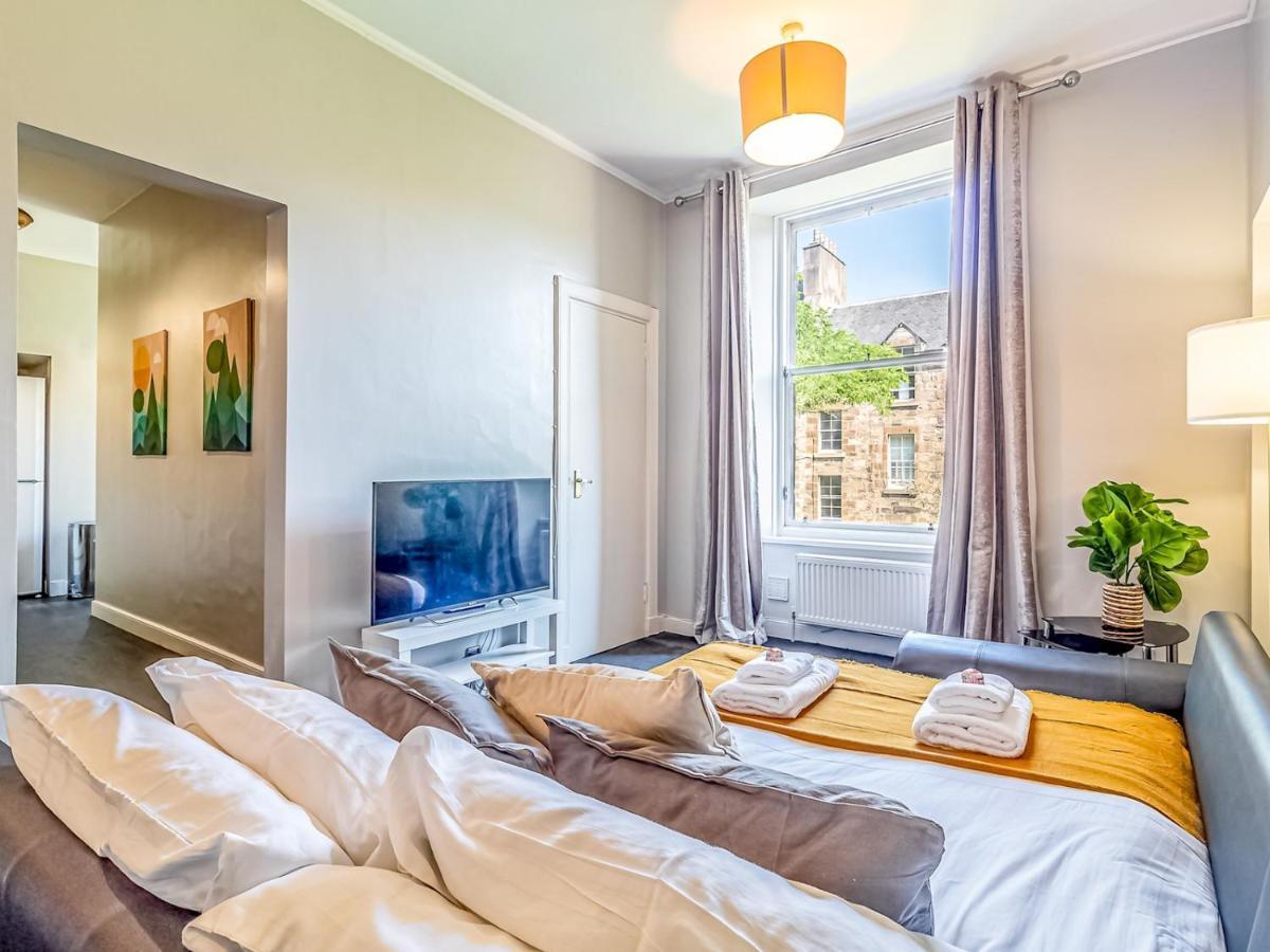 Pass The Keys Spacious And Homely Flat On The Royal Mile Edimburgo Esterno foto