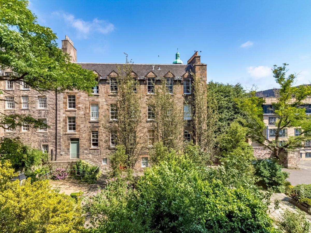 Pass The Keys Spacious And Homely Flat On The Royal Mile Edimburgo Esterno foto