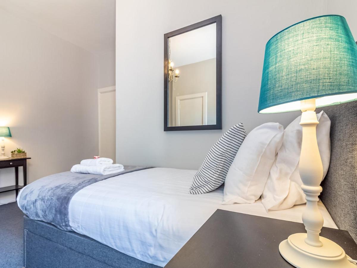 Pass The Keys Spacious And Homely Flat On The Royal Mile Edimburgo Esterno foto